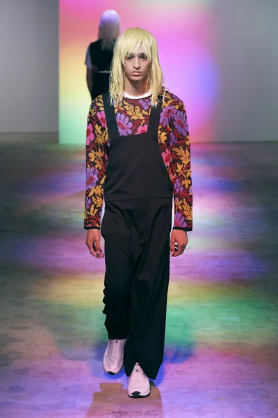 Look 23